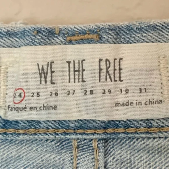 FREE PEOPLE We The Free Daisy Chain Denim Lace Shorts Distressed Boho Size 24 - Picture 3 of 14